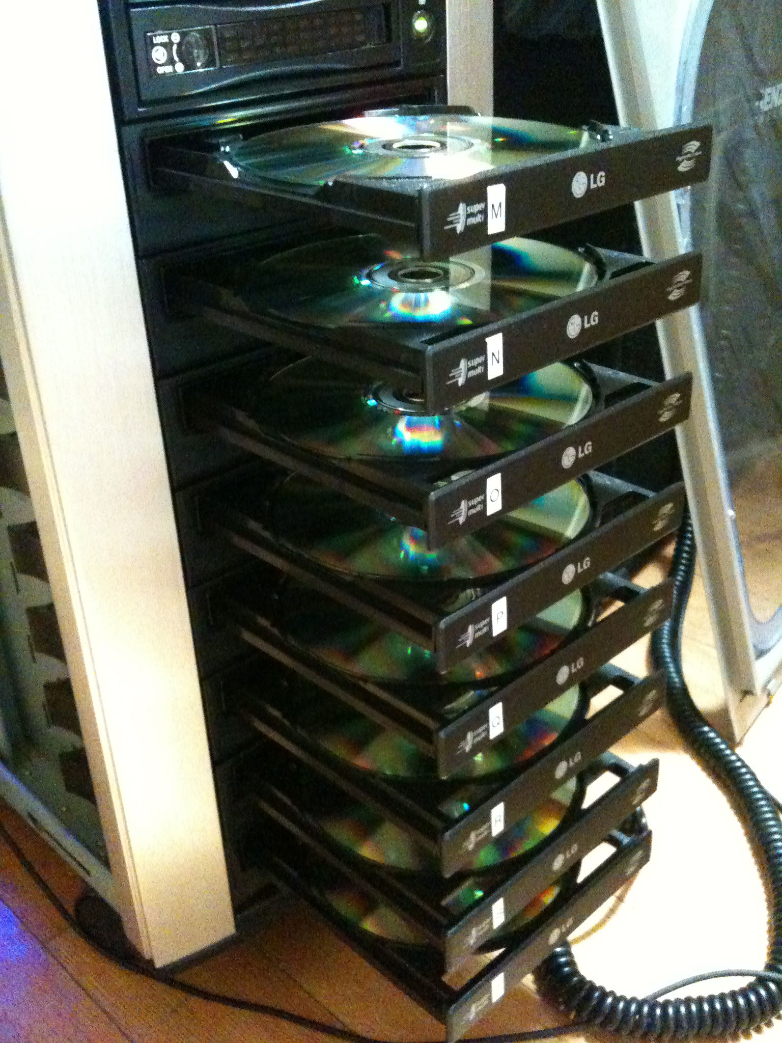 cd_replicator-eight_burners